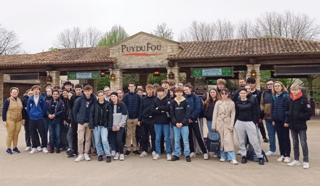 24.04.11 puy du fou