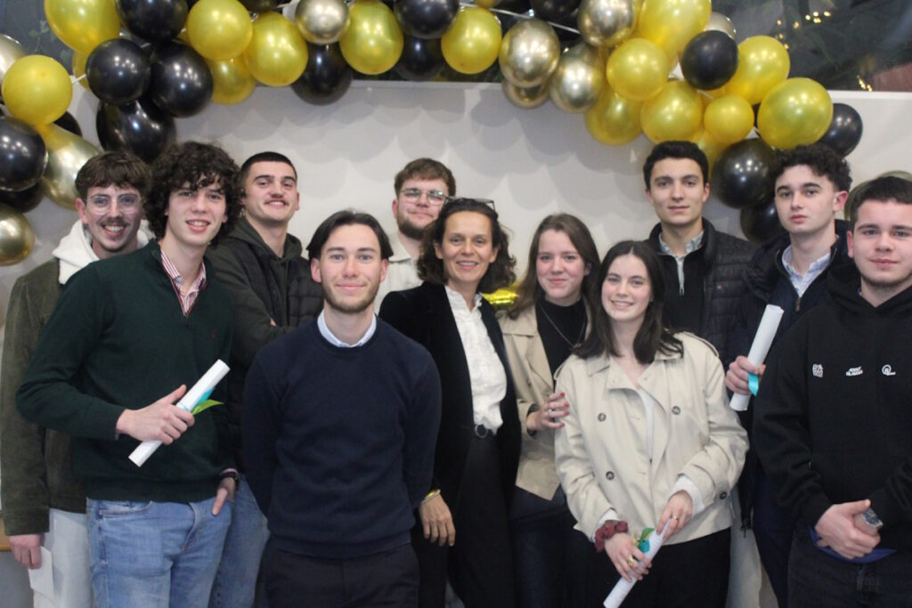 Remise des diplomes Haute Follis Enseignement Sup 2024 6