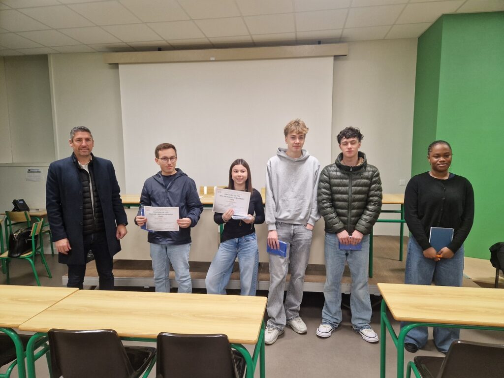 Remise des prix Concours de l'excellence 1 20251217 0814001