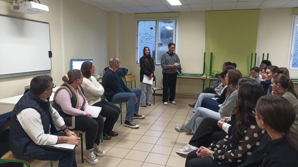 Rencontre entre professionnels et nos étudiants de BTS GPME autour d'un petit déjeuner 4 IMG 20251128 092745