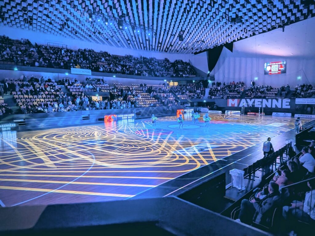 Sortie Futsal pour nos internes 2 PXL 20251201 191840411.MP2