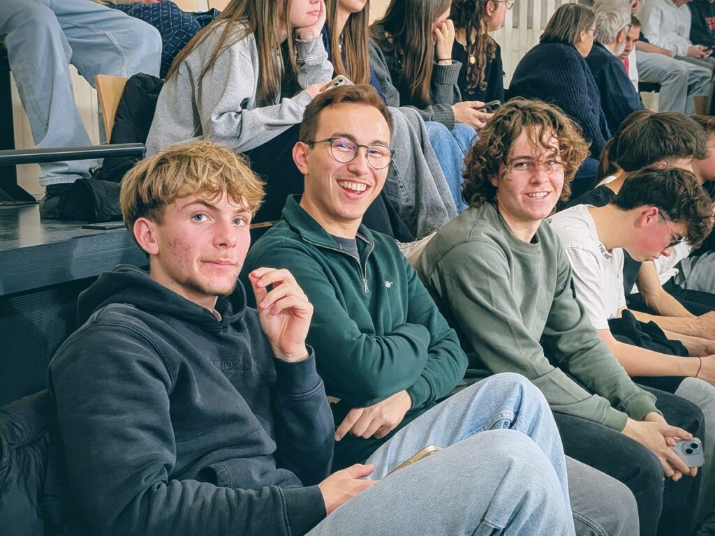 Sortie Futsal pour nos internes 5 PXL 20251201 2021087522