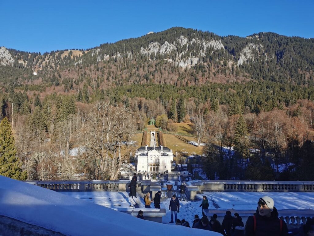 Nos élèves de 1ère Bac Pro TRPM explorent l'Allemagne. 3 WhatsApp Image 2025 12 15 at 12.13.07