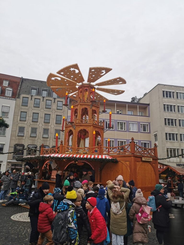 Immersion culturelle et historique pour nos élèves de 1ère Bac Pro TRPM ! 1 WhatsApp Image 2025 12 17 at 12.28.57 2