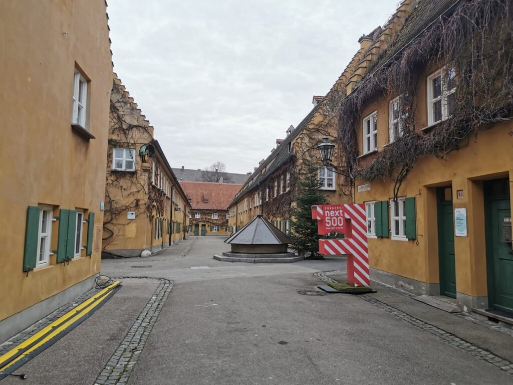 Immersion culturelle et historique pour nos élèves de 1ère Bac Pro TRPM ! 4 WhatsApp Image 2025 12 17 at 12.29.03 2