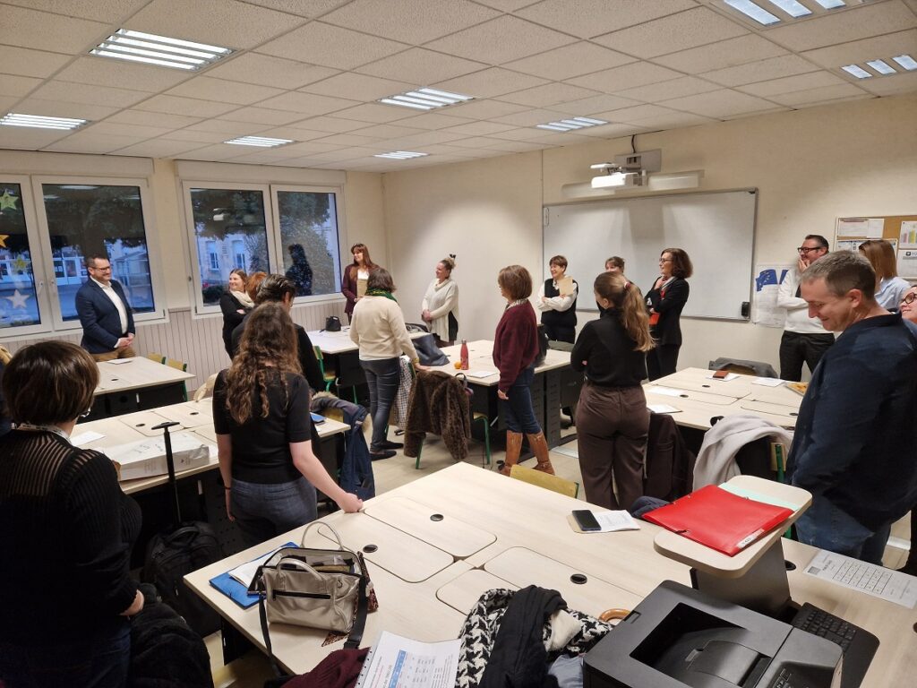 Tables Rondes pour nos Terminale STMG 1 20251218 090058