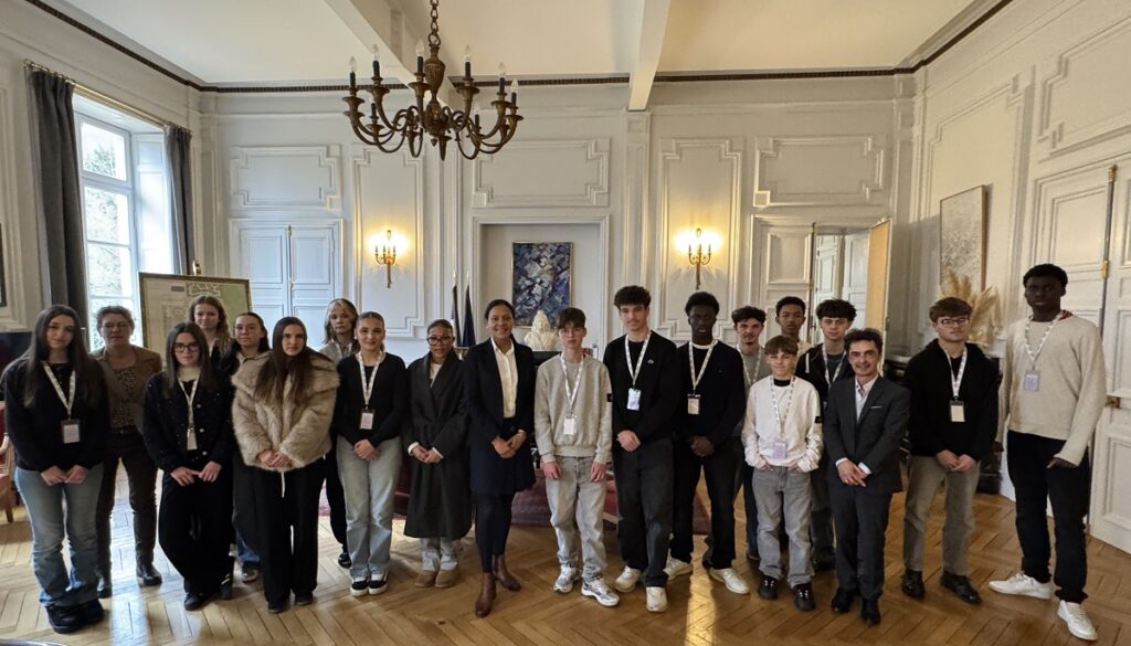 Rencontre d’exception en Préfecture pour nos 2de AGORA ! 8 GROUPE PREF 2