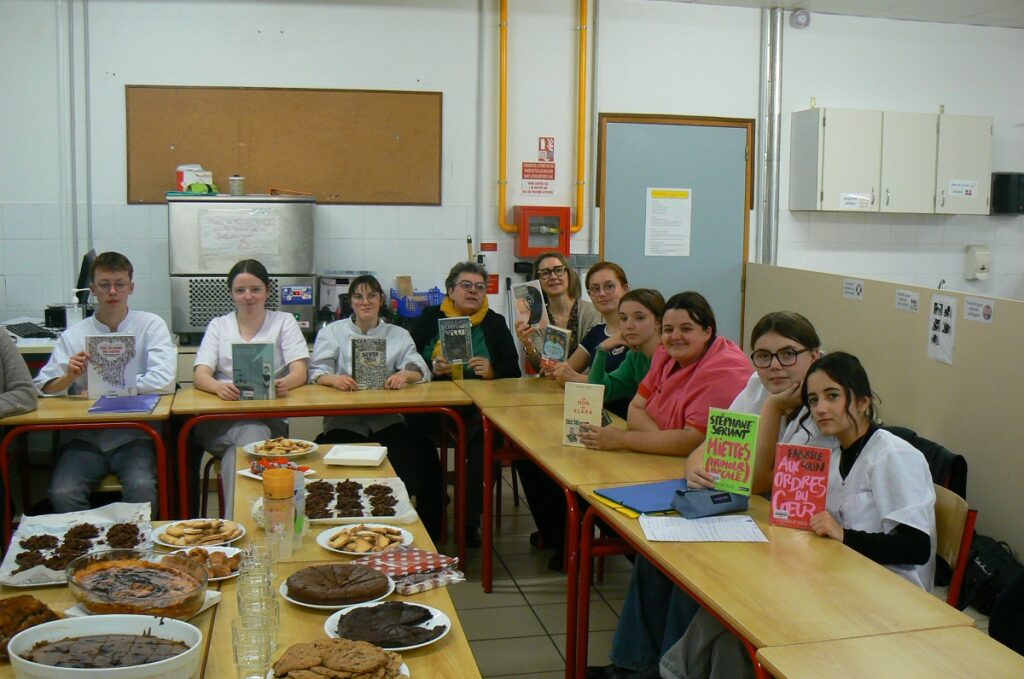 GOUTER LITTERAIRE EN CAP 13 P1040737