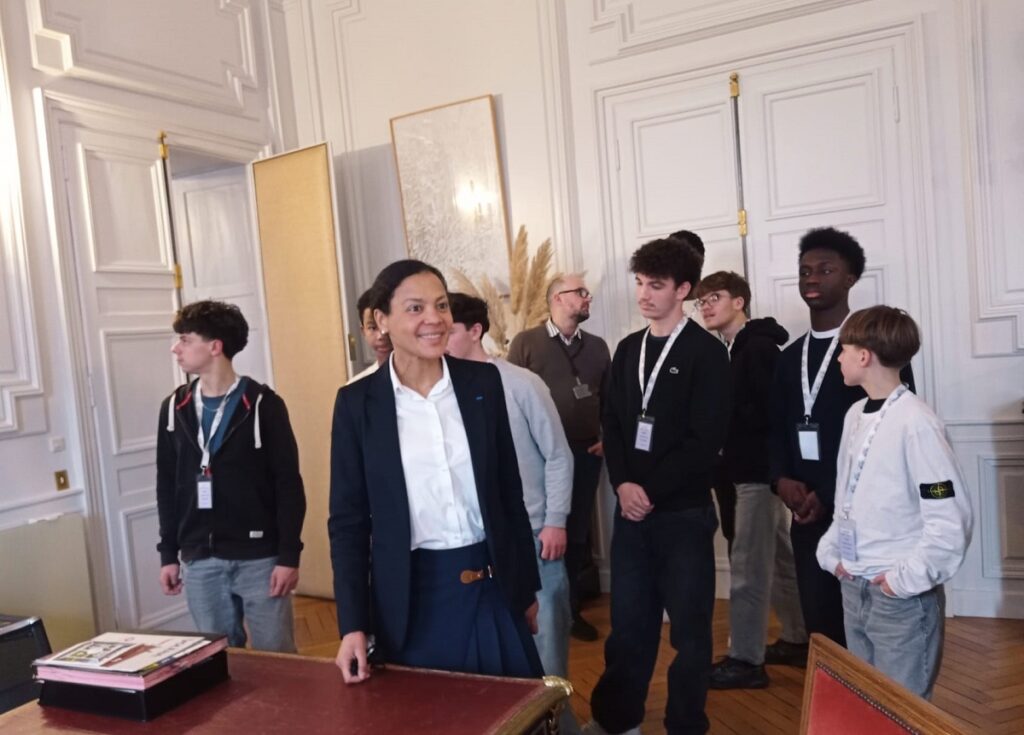 Rencontre d’exception en Préfecture pour nos 2de AGORA ! 1 PREF 2
