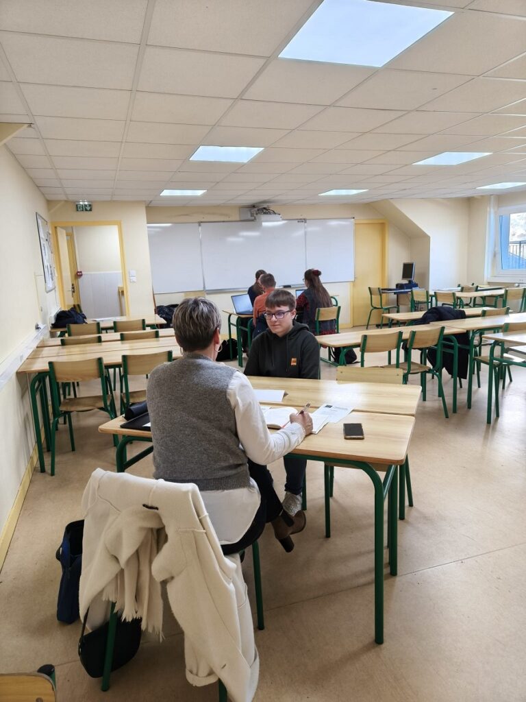 Un speed-dating a eu lieu sur le campus 3 WhatsApp Image 2025 11 20 a 17.26.00 2ee98f1d