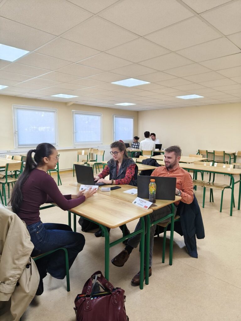 Un speed-dating a eu lieu sur le campus 1 WhatsApp Image 2025 11 20 a 17.26.00 f1f7fb9b