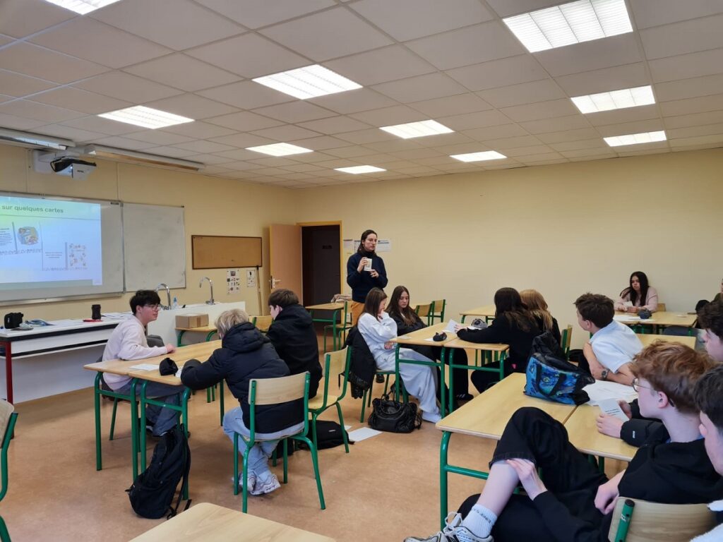 À la découverte de la fast fashion ! 4 WhatsApp Image 2026 01 08 at 14.02.04 3