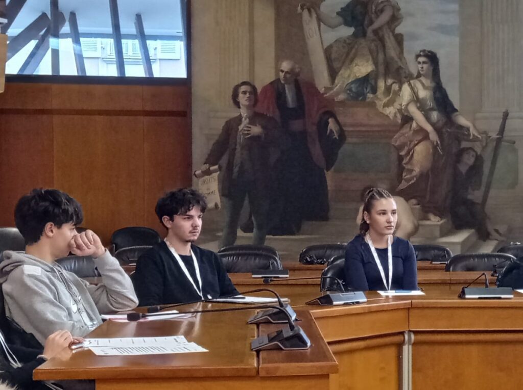 Direction le Conseil Départemental pour nos élèves de seconde AGORA 9 4 1