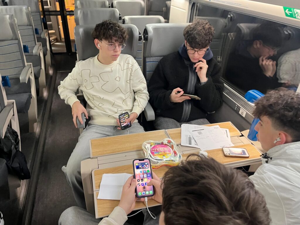 Paris sous toutes ses facettes pour nos 1ères STMG ! 9 7967