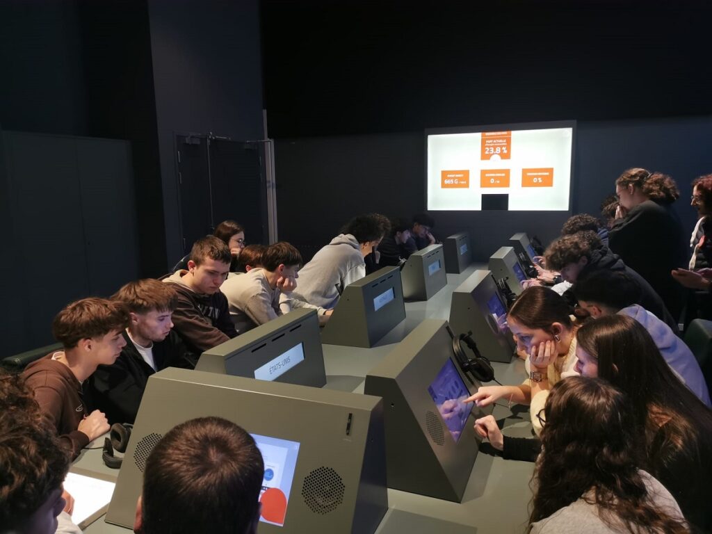 Paris sous toutes ses facettes pour nos 1ères STMG ! 14 8035