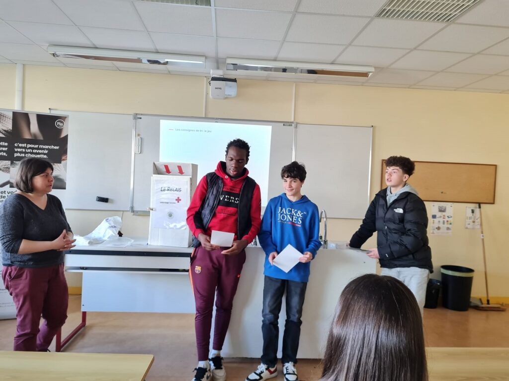 Internat - Animation Collecte et Vide Dressing 12 WhatsApp Image 2026 02 19 at 15.05.25 3