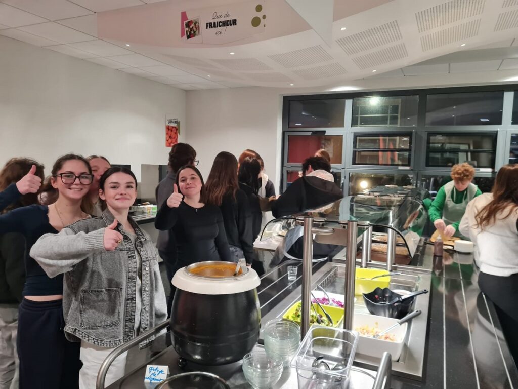 Soirée crêpes à l’Internat du Lycée Haute Follis ! 13 WhatsApp Image 2026 02 19 at 15.25.50 1