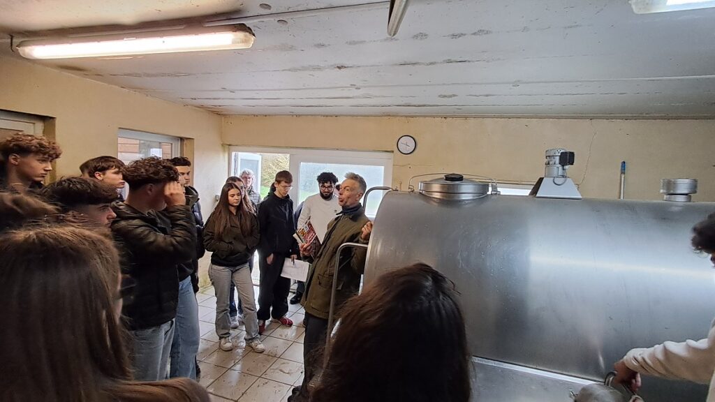 Sortir des manuels pour comprendre la réalité du terrain 4 20260306 154627