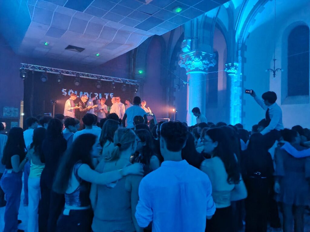 Une soirée sous le signe de la solidarité et du talent ! 19 WhatsApp Image 2026 03 20 at 15.10.01 1