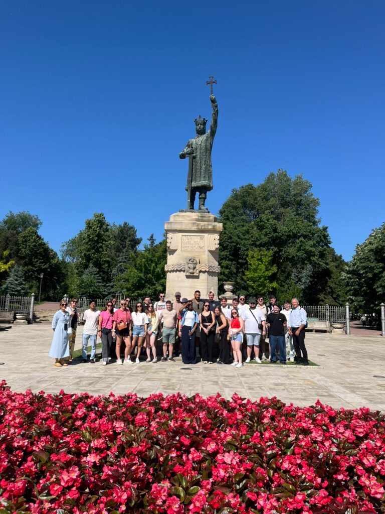 Voyage d’étude en Moldavie avec les apprentis DSCG du CFAEC53 ! 8 IMG 20260605 WA0014 1