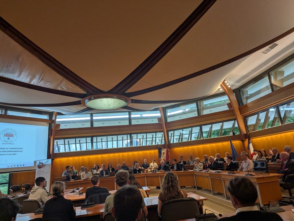 Le CFA EC 53 brille à la 1ère édition des Prix Départementaux de l’Apprentissage en Mayenne ! 5 PXL 20260611 163804658