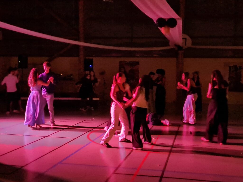 BAL DE PROMO DE NOS TERMINALES 9 WhatsApp Image 2026 06 06 at 15.17.02 1