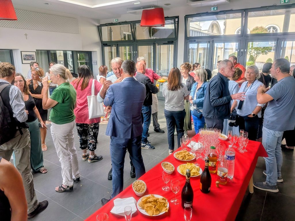 Rentrée de l’équipe OGEC au Lycée Campus Haute-Follis ! 8 1000088428